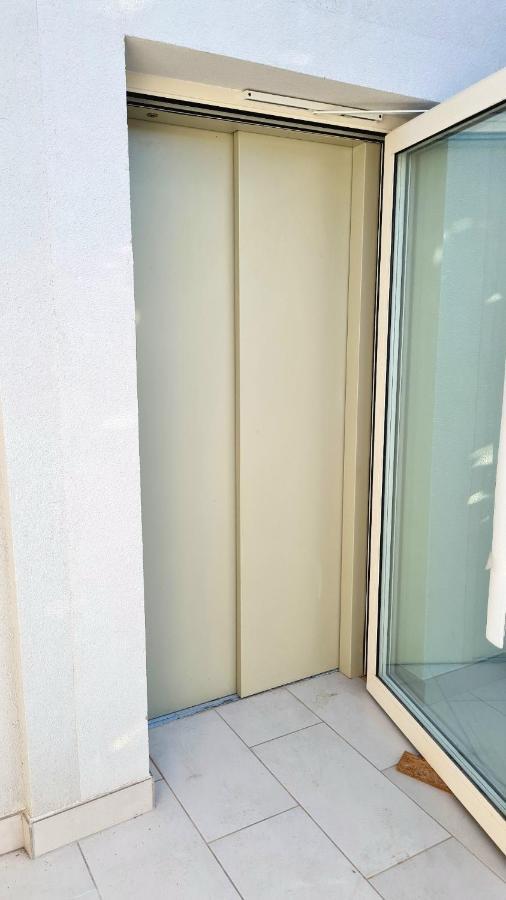 Juwel Apartments Krakow Z Widokiem Na Wawel Ap 47 Exteriör bild